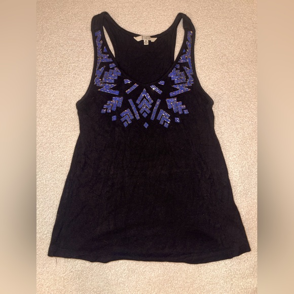 Beaded Tank Top - Picture 2 of 3